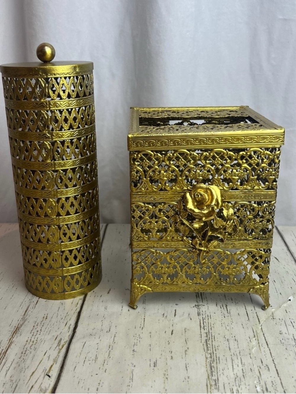 Vtg Set Filigree Hairspray Can Cover Flip Top Tissue Holder Hollywood Regency